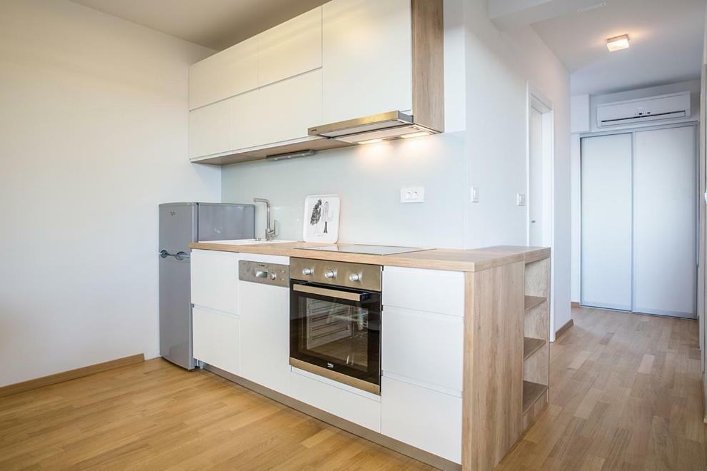 Apartments Jelena Razanj Bagian luar foto